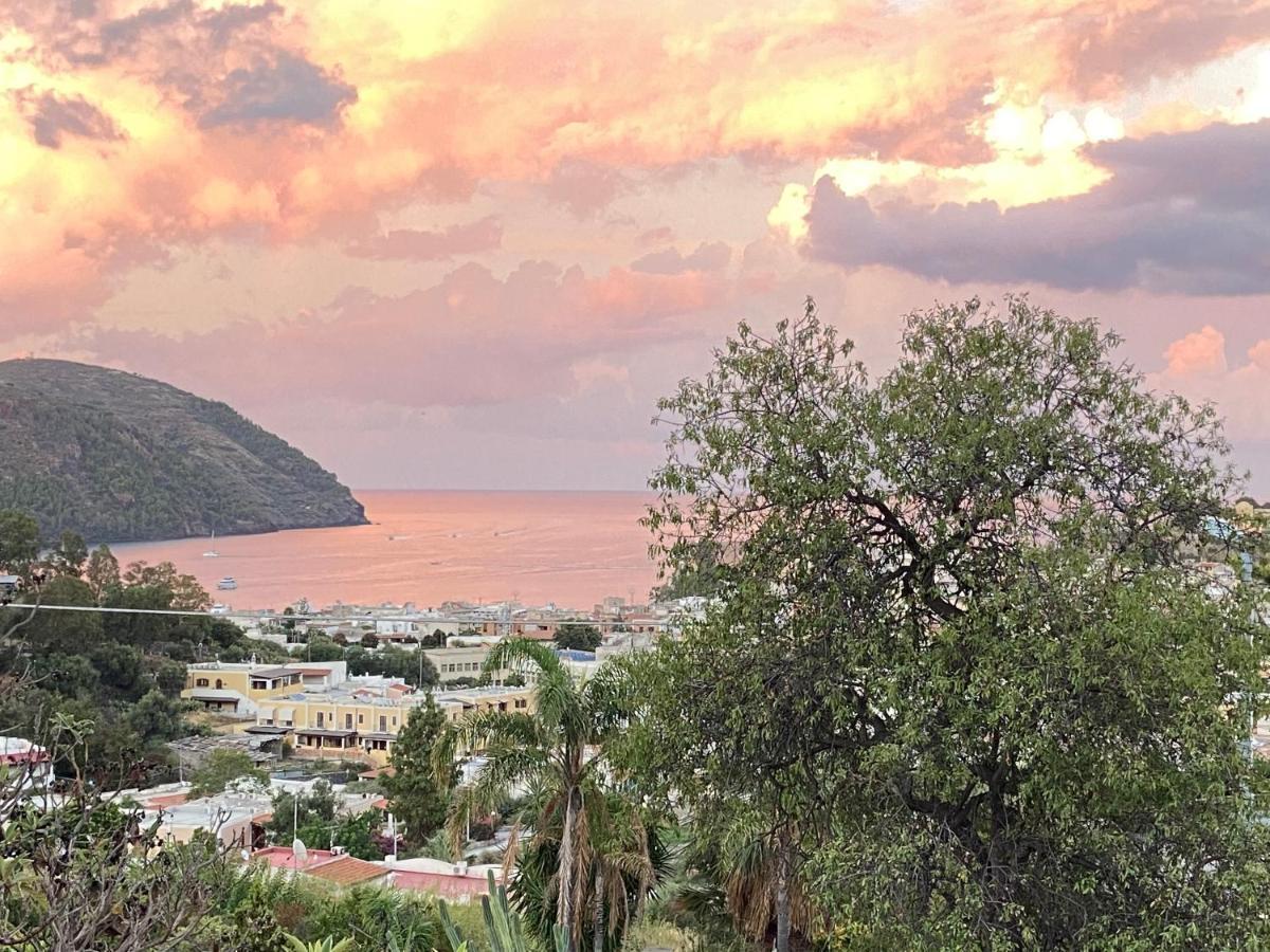 Villa La Milanina Lipari  Zewnętrze zdjęcie