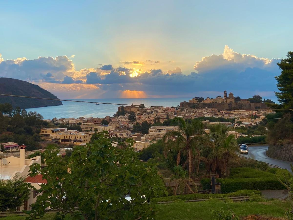 Villa La Milanina Lipari  Zewnętrze zdjęcie