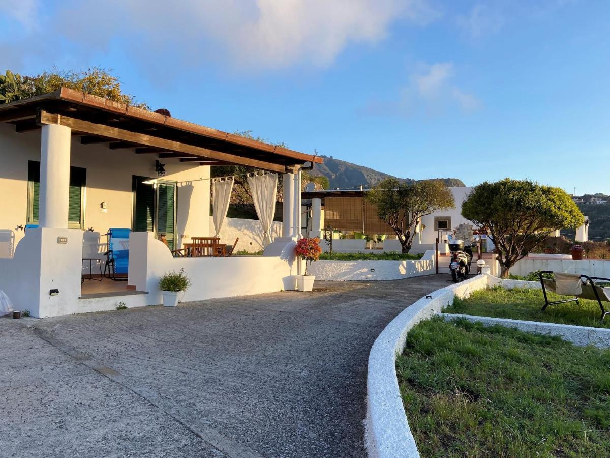 Villa La Milanina Lipari  Zewnętrze zdjęcie